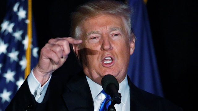 'Göçmenleri engellemek için harika bir duvar yaptıracağım'