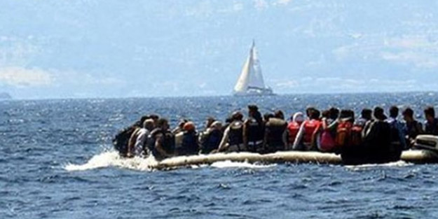 Göçmenleri taşıyan bot battı: 8 ölü