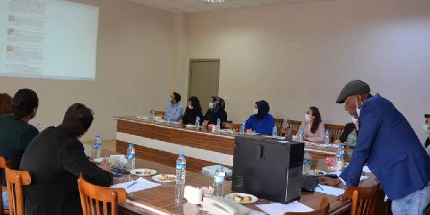 ''Göçmenlerinin Entegrasyonu” temalı söyleşiler gerçekleştirildi