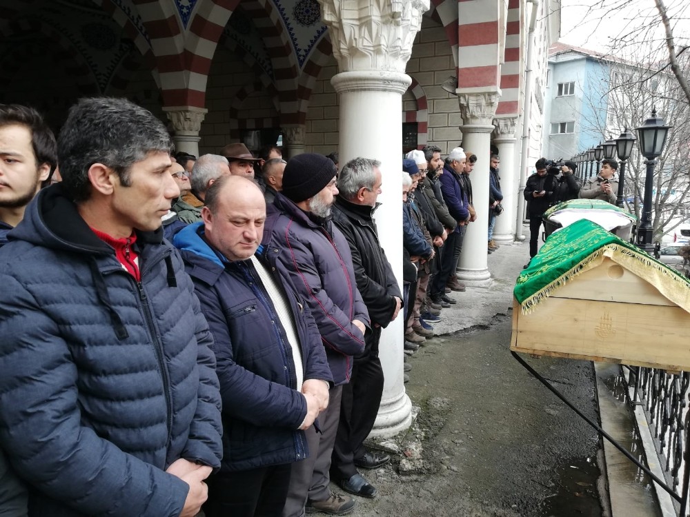 Göçükte hayatını kaybeden Ovaz ve Kalaycıoğlu toprağa verildi 