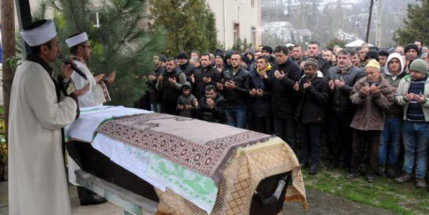 Göçükten kurtuldu, metan gazı zehirlenmesinden öldü