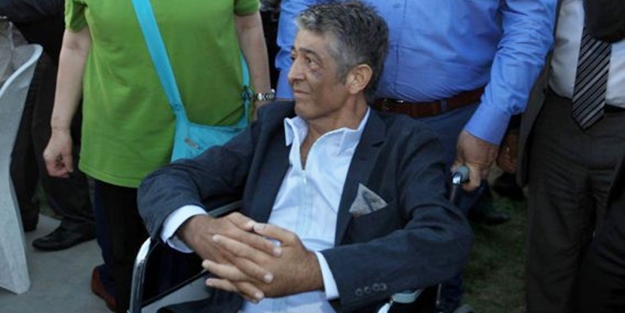 Göğebakan'ı anma gecesinde dansöz oynattılar!