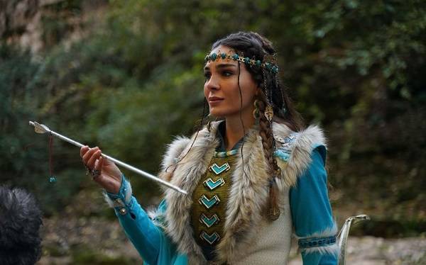 Gök Hanlığı kurucusu kimdir?