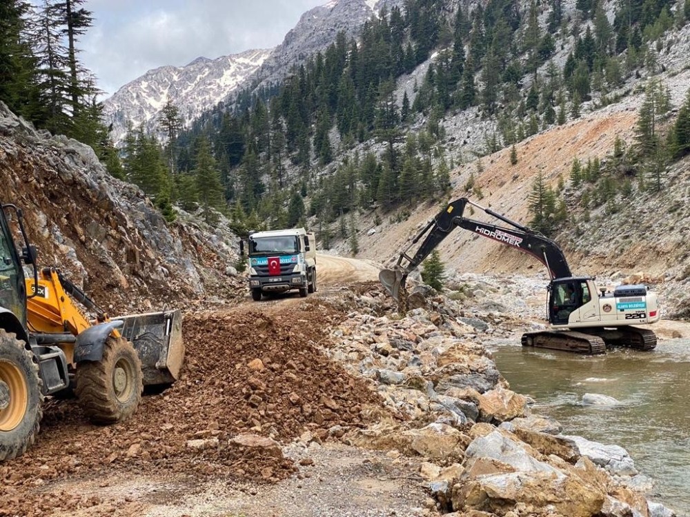 Gökbel ve Çökele Yayla Yolu trafiğe açıldı 