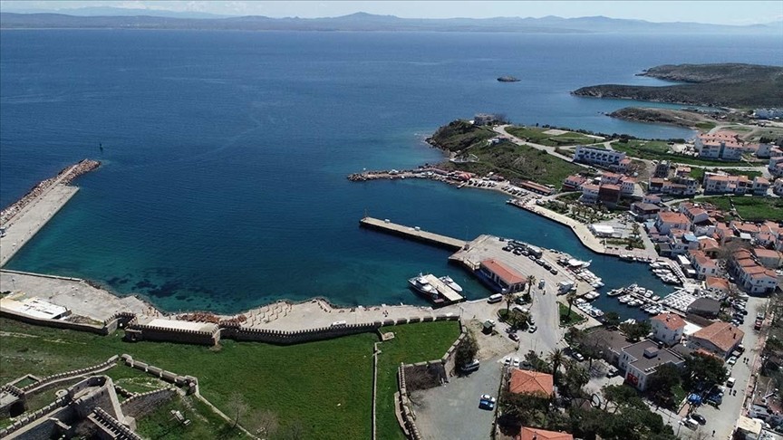 Gökçeada ve Bozcaada turizm sezonuna köprü avantajıyla girecek
