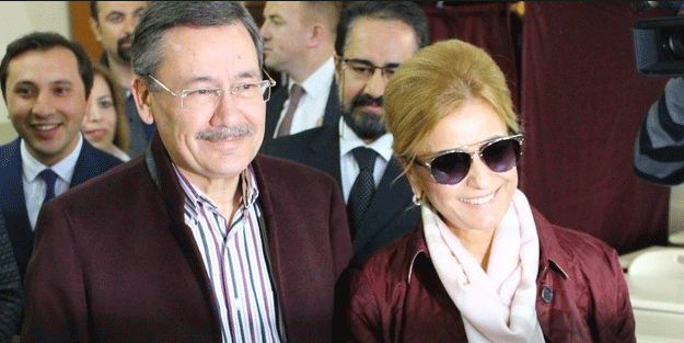 Gökçek'in eşi 'istifa' sorularına böyle cevap verdi