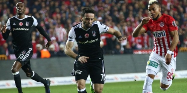 Gökhan Gönül: Fenerbahçe'yi ayağa kaldırır