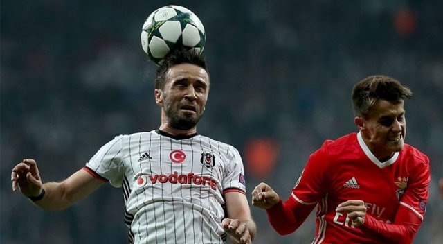 Gökhan Gönül ilki yaşadı