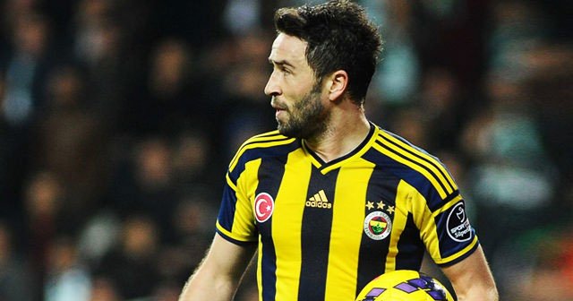 Gökhan Gönül'ün menajerinden ayrılık sinyali