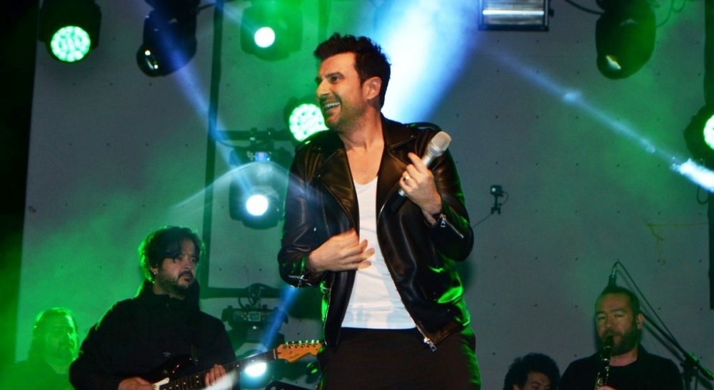 Gökhan Tepe’nin DPÜ’lü öğrencilerle çektiği klibi yayımlandı 