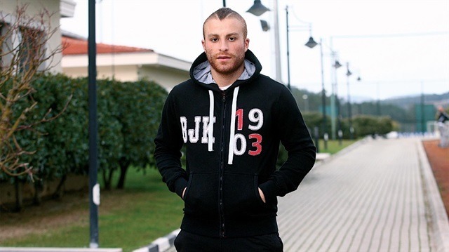 Gökhan Töre ameliyat oldu