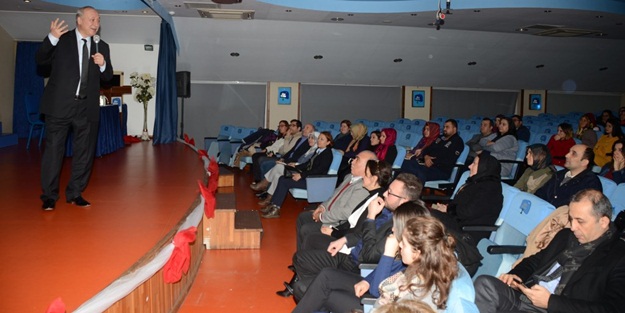 Gökyüzü Koleji'nde Oğuz Saygın semineri