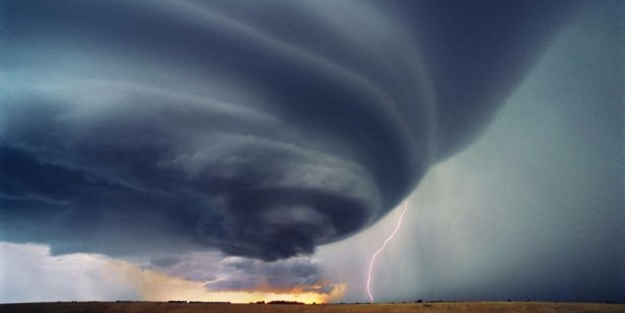 Gökyüzünde gizemli görüntüler - FOTO
