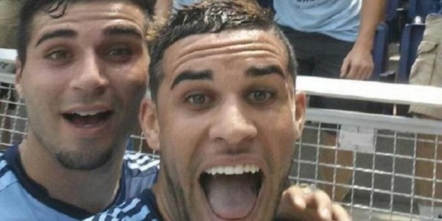 Gol sonrası selfie'ye ceza