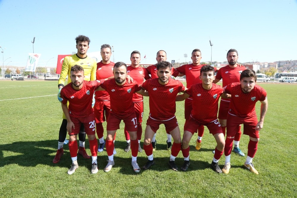 Gölbaşı Belediyespor deplasmanda galip 