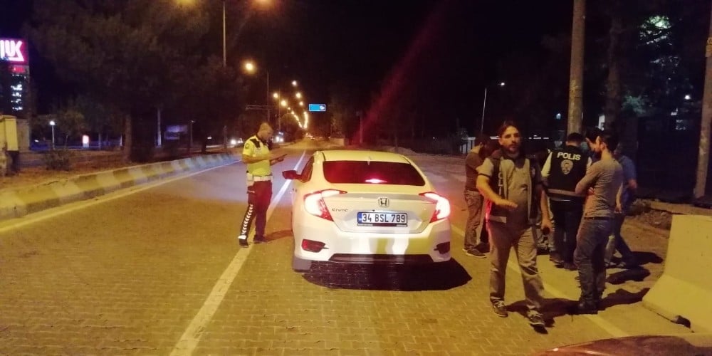Gölbaşı ilçesinde trafik ve asayiş uygulamaları devam ediyor 