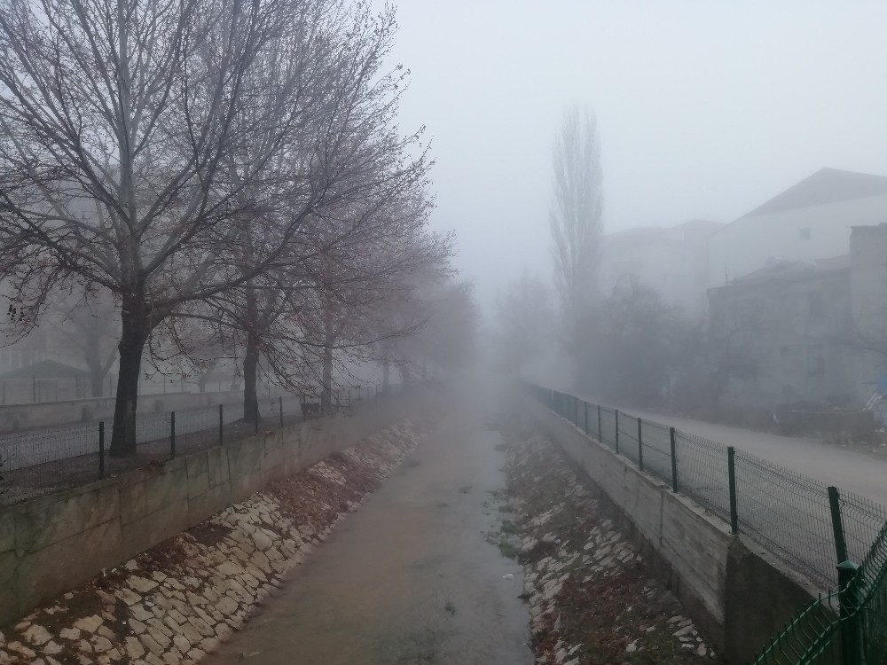 Gölbaşı’nda yoğun sis etkili oldu 