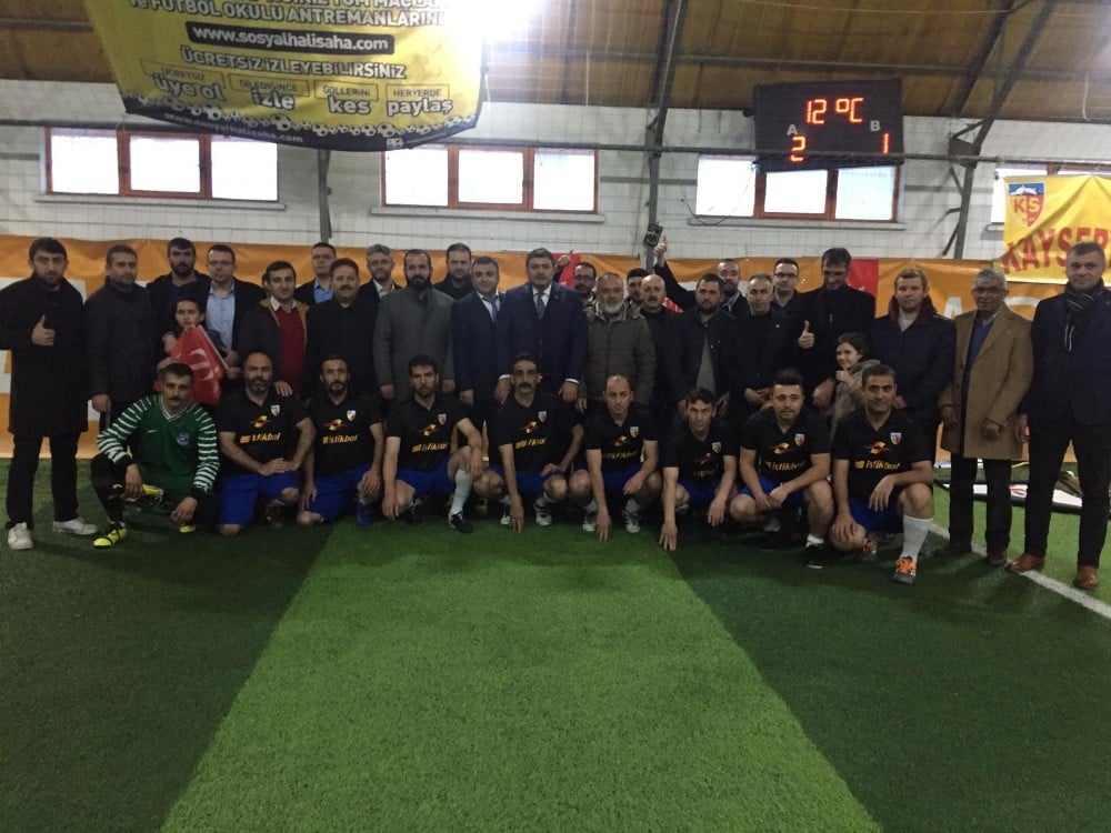 “Goller Elazığ için ve Her yer sarı-kırmızı futbol turnuvası” başladı. 