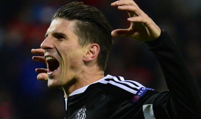 Gomez rekora koşuyor!