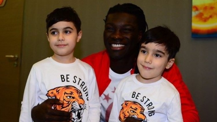 Gomis'ten anlamlı ziyaret