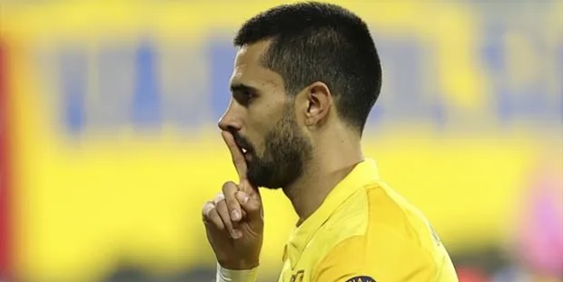 Göndermeli gol sevinci