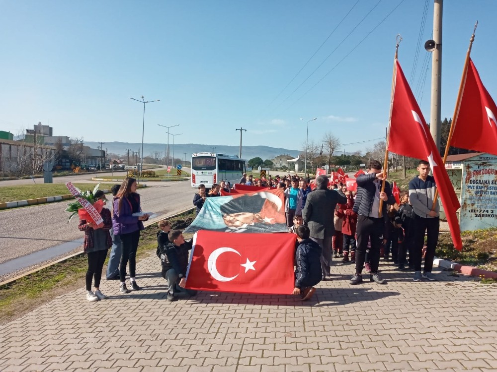 Gönen’de Mehmetçik’e destek 