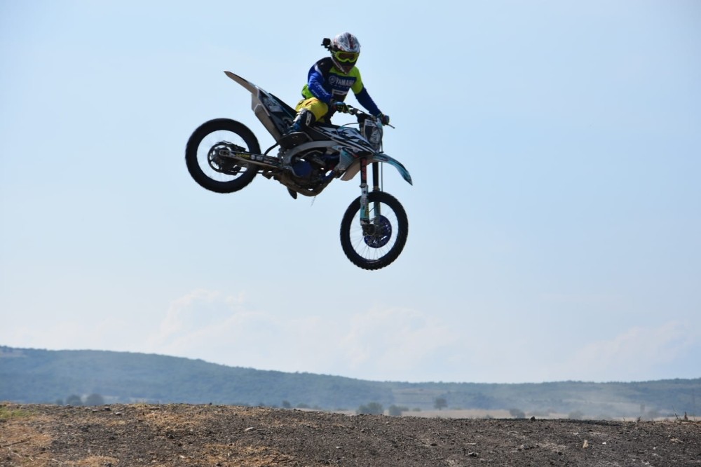 Gönen’de motosikletler kıran kırana yarışacak 