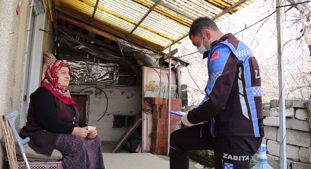 Gönlü zengin Anadolu kadınına bir örnek daha 