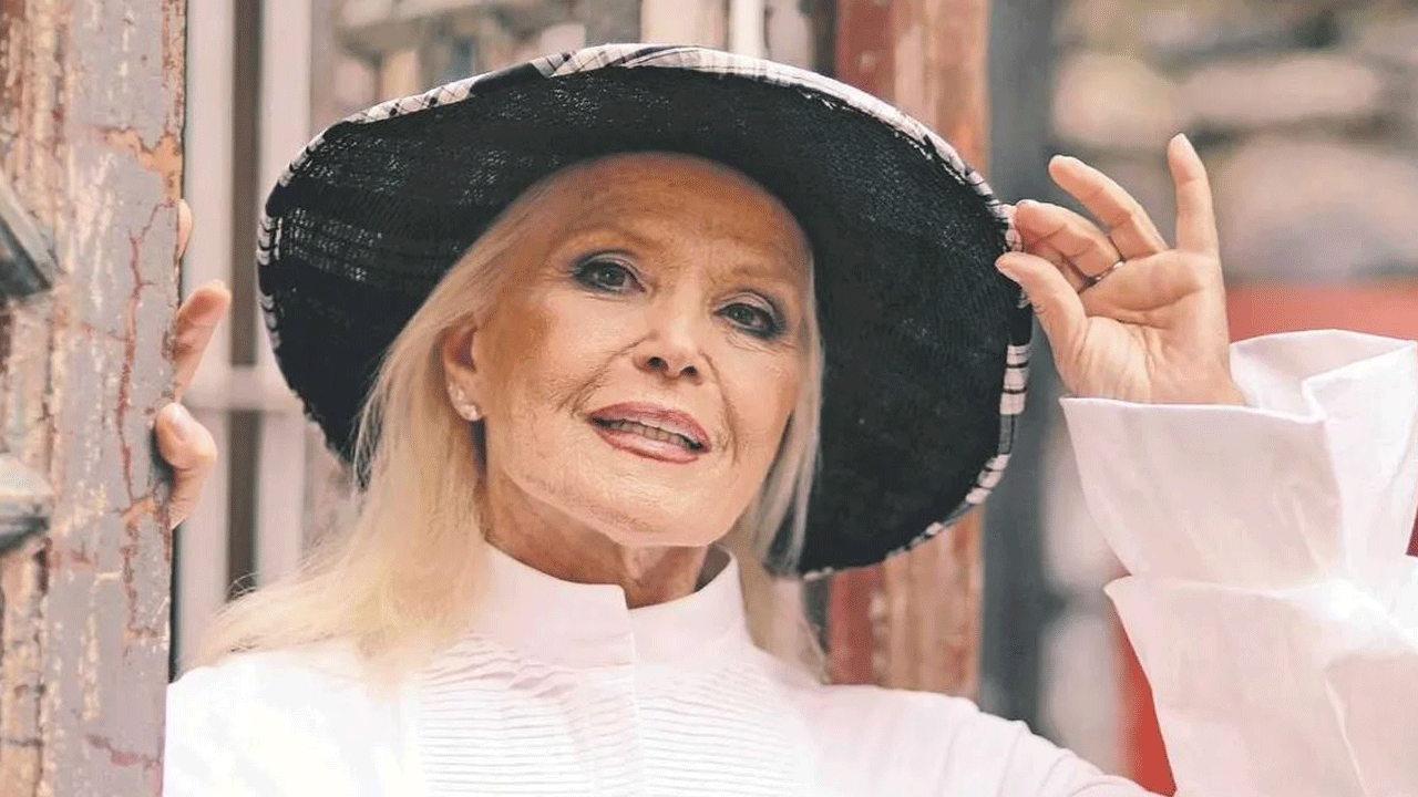 Gönül Yazar 89. yaş dileği olarak 7. kocayı diledi, sosyal medya karıştı: Mezar arkadaşı arıyor!