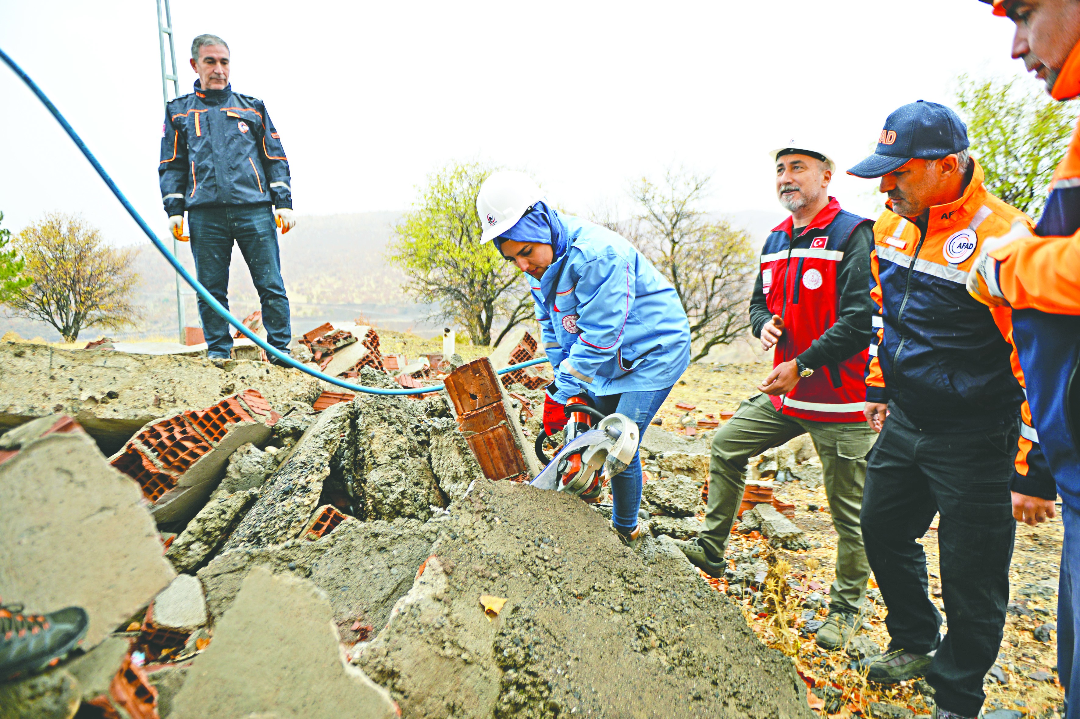 Gönüllü öğretmenler hayat kurtaracak