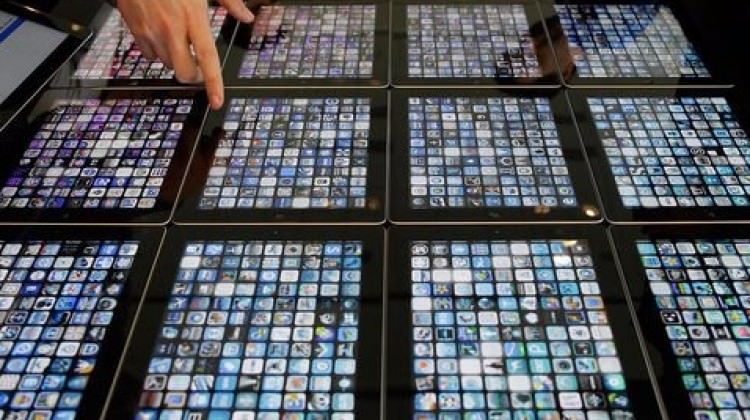 Google, Apple'a 3 milyar dolar verdi