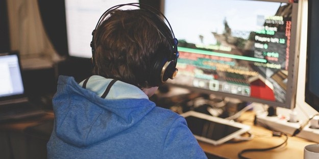 Google'dan 12 yaşındaki çocuğa 342 bin liralık fatura!