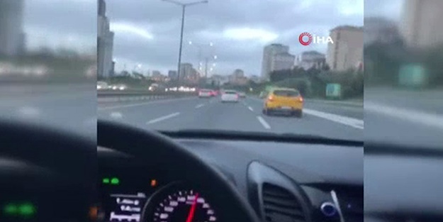 Gören yapmaya başladı! Trafikte makas atma yarışı