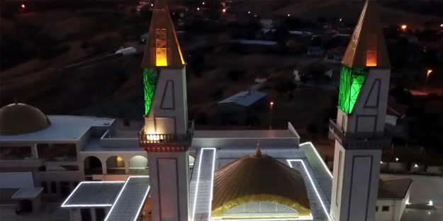 Görenler gözlerine inanamadı: Kuş bakışı "Allah" lafzıyla dikkati çeken külliye! Enfes görüntüler...