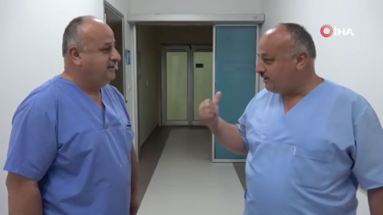 Görenler gözlerine inanamadı! Aynı hastanede çalışan ikizler şaşırttı