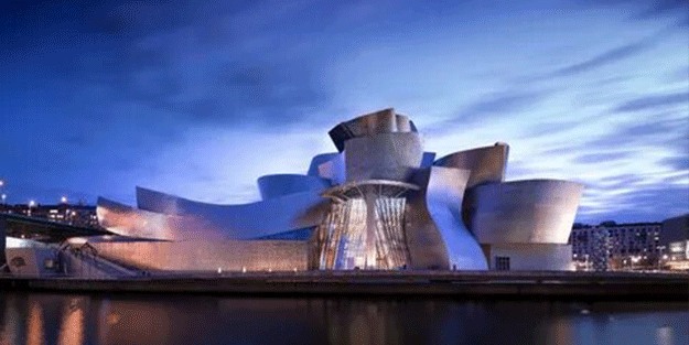 Görenler hayret ediyor! Dünyanın en saçma binaları...