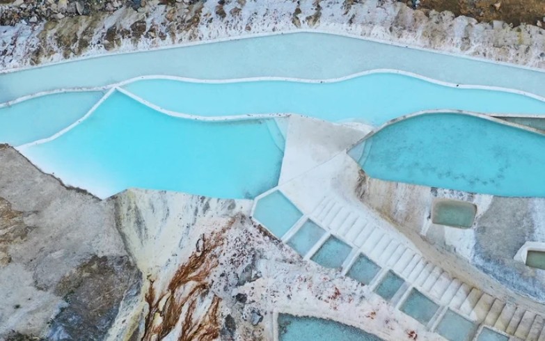Görenler Pamukkale sanıyor! İşin aslı çok başka...
