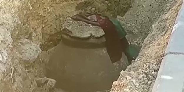 Görenleri heyecanlandırdı! Altyapı çalışmasında dev küp çıktı