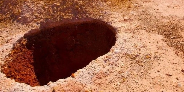 Görenler şaşkına döndü! Deliğin içinden şehir çıktı