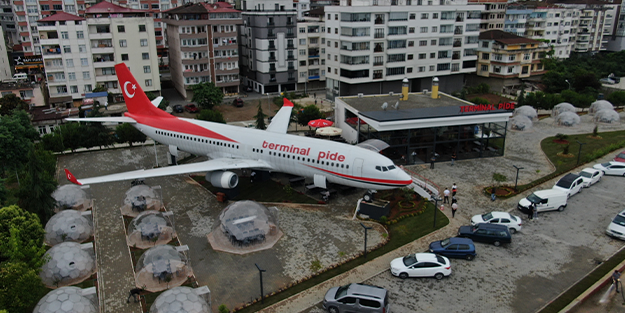 Görenler şaşkına dönüyor! Pistten çıkan uçağın son hali müthiş!