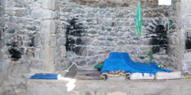 Görenler şaşkınlığını gizleyemedi! İbadetlerini gizlice yaptıkları ortaya çıktı