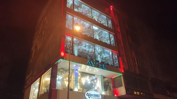 Görenleri hayrete düşüren tablo! Tek bir tanesi bile yerinden kıpırdamadı