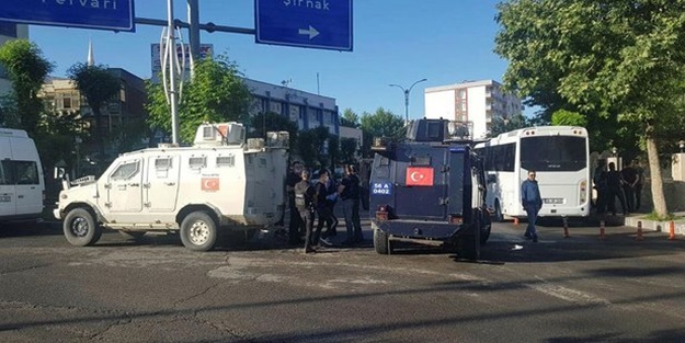 Görevden alınan HDP'liler hakkında flaş karar