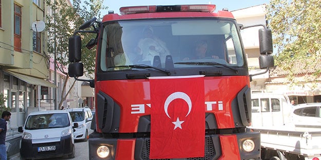 Görme engelli çocuk en büyük hayaline sünnet töreninde kavuştu
