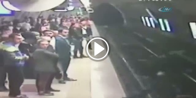 Görme engelli genç raylara atladı