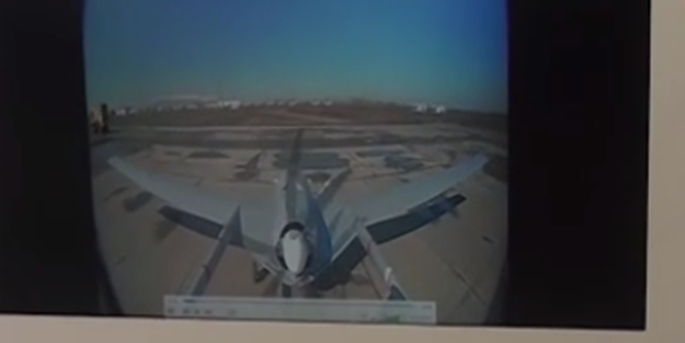 Görüntüler az önce geldi! Bayraktar TB2 SİHA'lar peş peşe havalandı, ortalık toz duman oldu