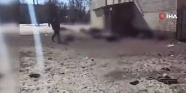 Görüntüler dehşete düşürdü! Rusya ekmek sırasındaki sivilleri hedef aldı