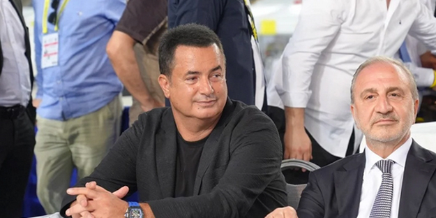 Görüntüler dikkat çekti! Ali Koç'un yaktığı meşale Acun'a gelince söndü! Yok artık yahu...