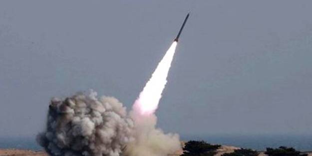 Görüntüler dünyaya servis edildi! Rusya füzeyi ateşledi