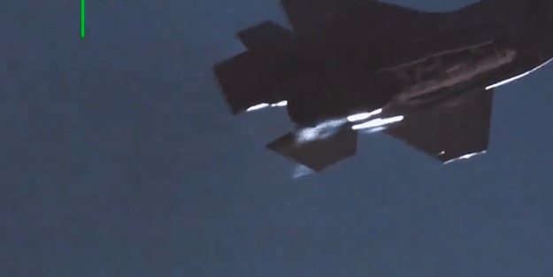Görüntüler ilk kez ortaya çıktı! F-35 nükleer bomba attı